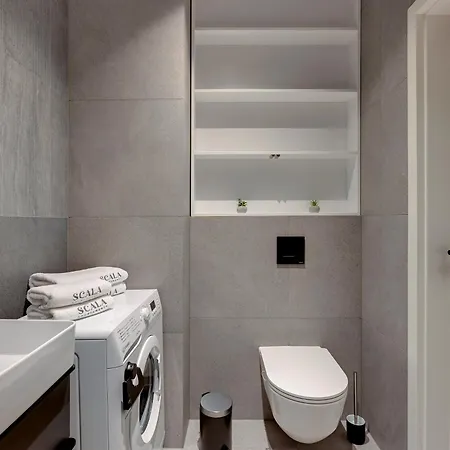 Scala Center Premium By Lion Apartment *